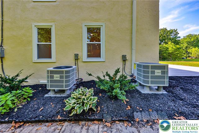 3042 West Beersville Road, Moore Twp, PA 18014