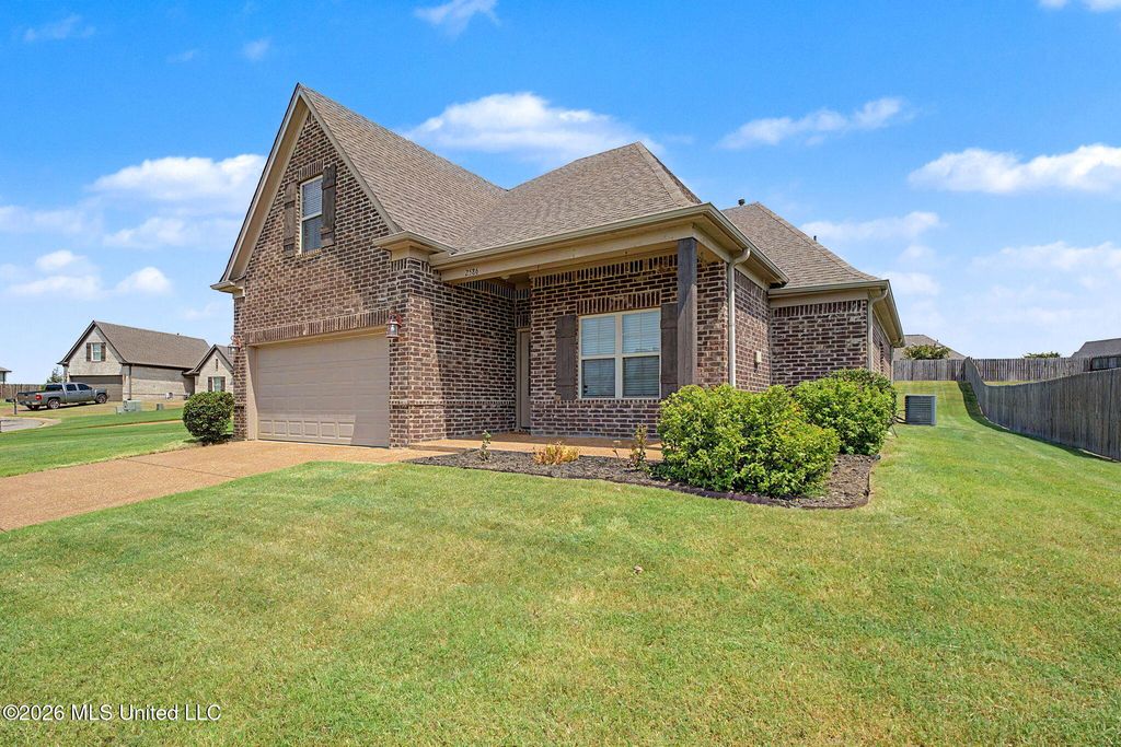 2586 Molly Lane, Southaven, MS 38672 — photo 2