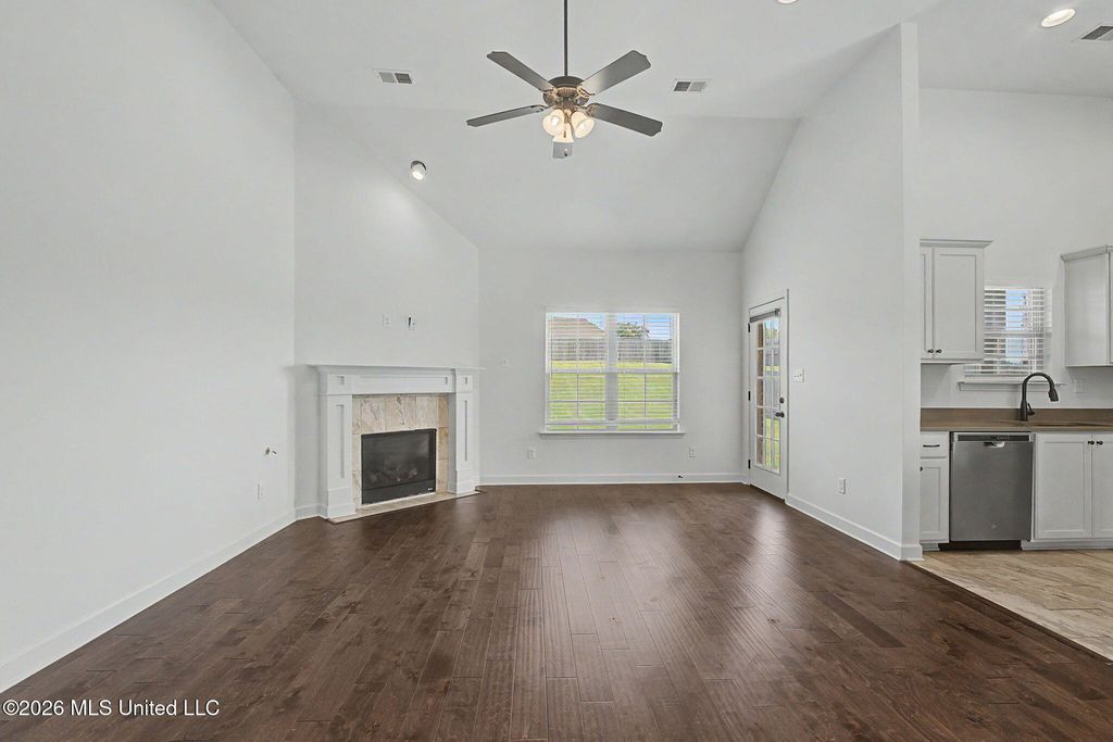 2586 Molly Lane, Southaven, MS 38672 — photo 4