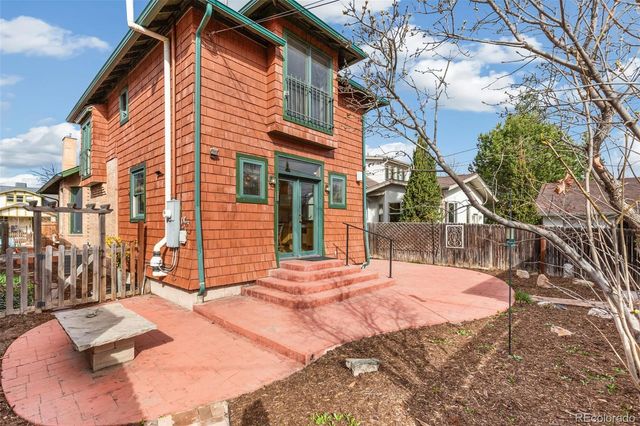 2576 Dexter Street, Denver, CO 80207