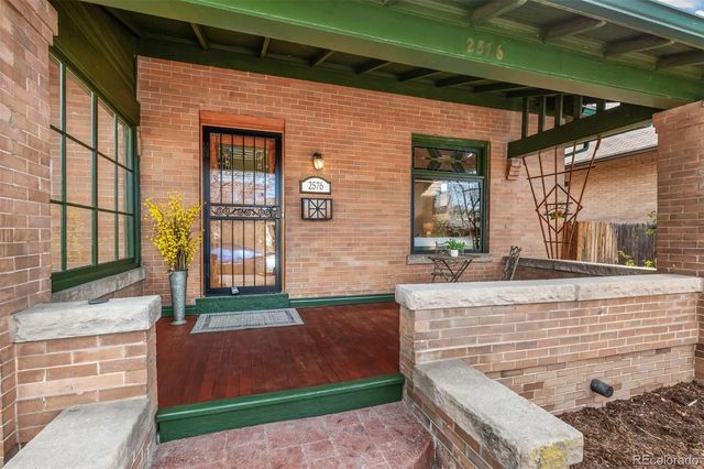 2576 Dexter Street, Denver, CO 80207