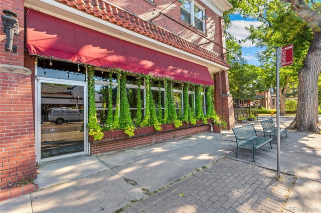 2576 Dexter Street, Denver, CO 80207