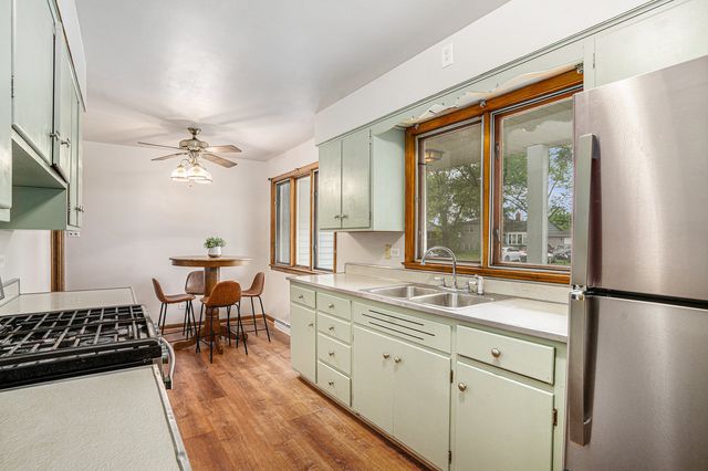 2258 177th Street, Lansing, IL 60438