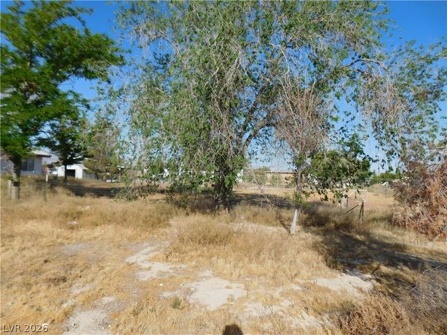 4760 East McGraw Road, Pahrump, NV 89061