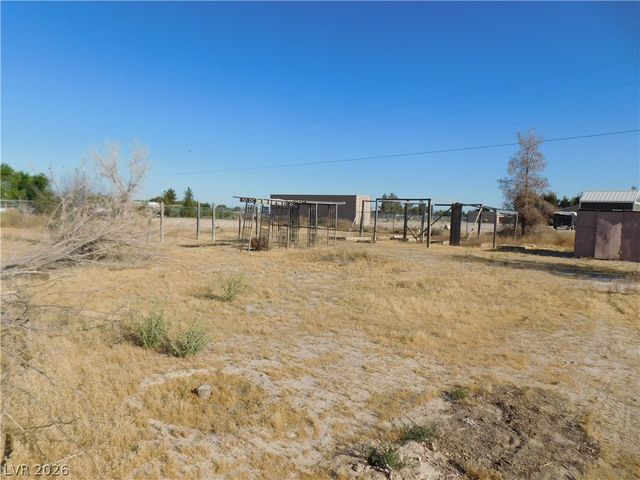 4760 East McGraw Road, Pahrump, NV 89061