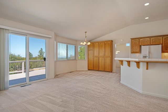 224 Success Mine Loop, Grass Valley, CA 95945
