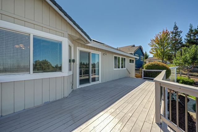 224 Success Mine Loop, Grass Valley, CA 95945