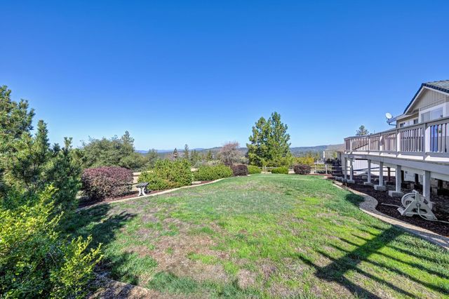 224 Success Mine Loop, Grass Valley, CA 95945