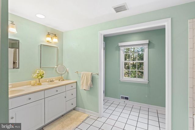 630 POMONA AVE, Haddonfield, NJ 08033