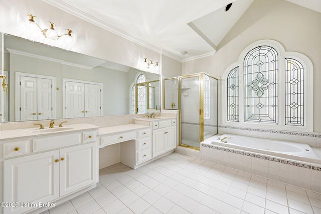 205 Sycamore Hills Ct, Louisville, KY 40245