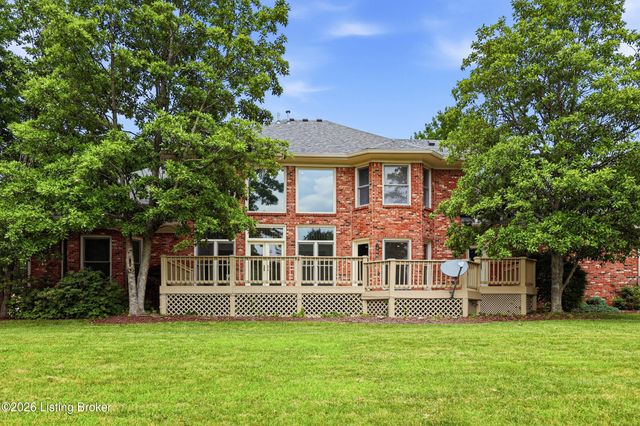 205 Sycamore Hills Ct, Louisville, KY 40245
