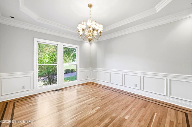 205 Sycamore Hills Ct, Louisville, KY 40245