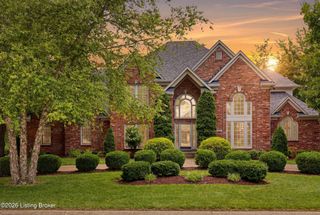 205 Sycamore Hills Ct, Louisville, KY 40245