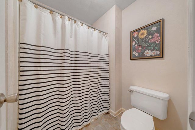 3770 Laurel Ridge RD, Roanoke, VA 24017