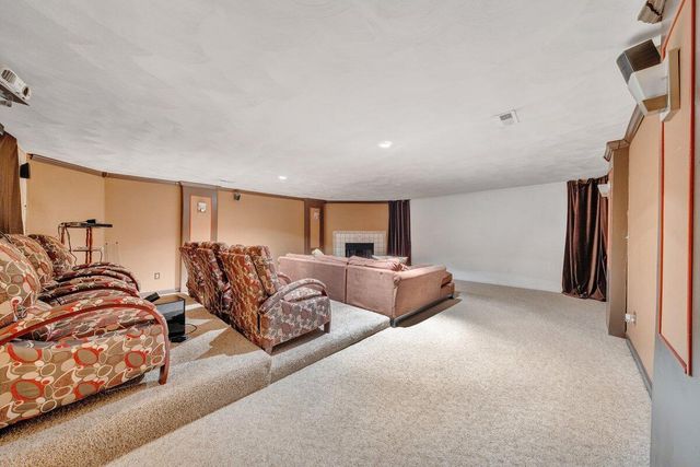 3770 Laurel Ridge RD, Roanoke, VA 24017