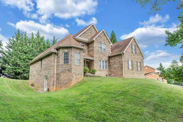 3770 Laurel Ridge RD, Roanoke, VA 24017