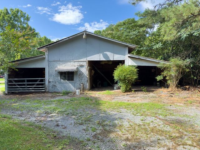 3331 Chatsworth Hwy, Dalton, GA 30721