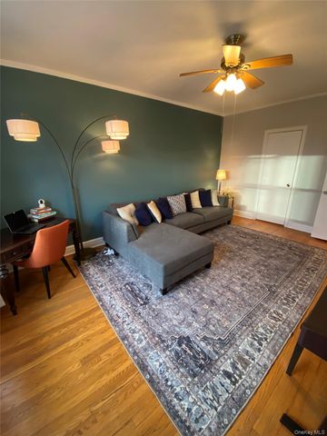 141 Wyckoff Place 6-E, Woodmere, NY 11598