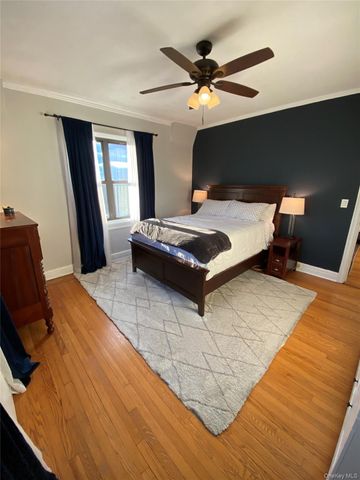 141 Wyckoff Place 6-E, Woodmere, NY 11598