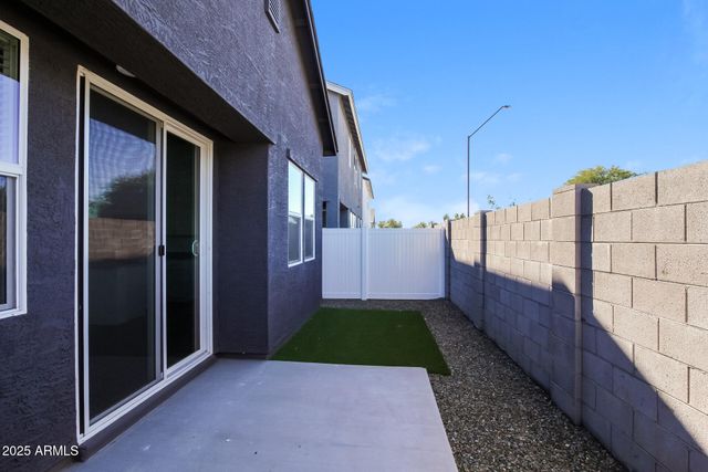 9117 N 181ST Avenue 101, Waddell, AZ 85355