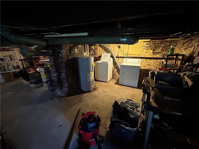 504 Federal St, City Of But Nw, PA 16001