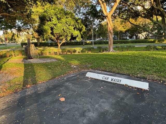 3095 N Course Drive, Pompano Beach, FL 33069