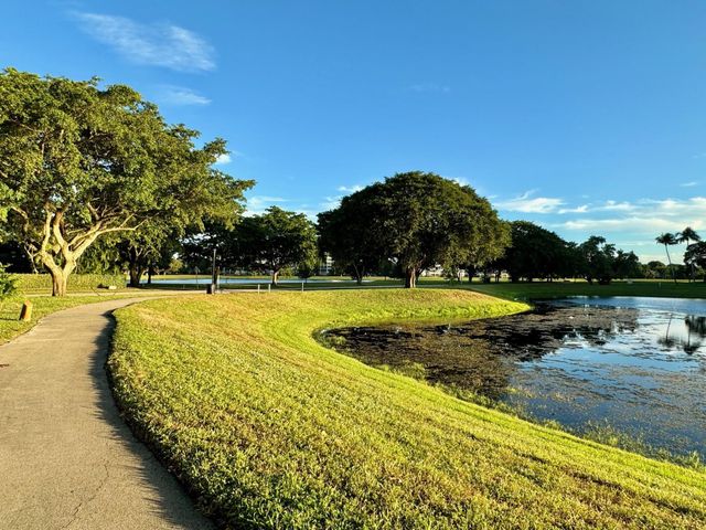 3095 N Course Drive, Pompano Beach, FL 33069
