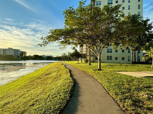 3095 N Course Drive, Pompano Beach, FL 33069