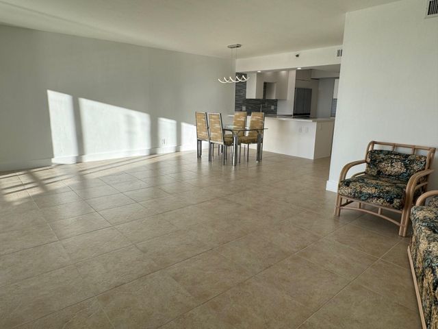 3095 N Course Drive, Pompano Beach, FL 33069