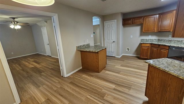 4405 Fox Meadows Lane, Mansfield, TX 76063