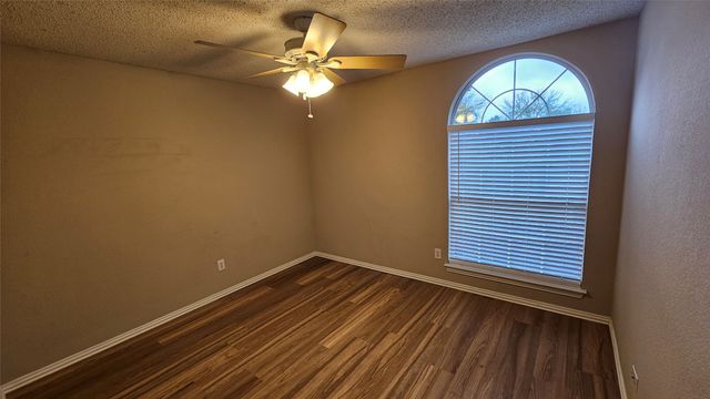 4405 Fox Meadows Lane, Mansfield, TX 76063