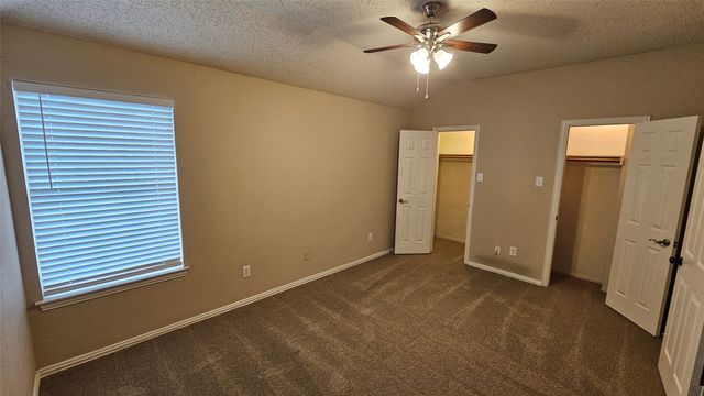 4405 Fox Meadows Lane, Mansfield, TX 76063