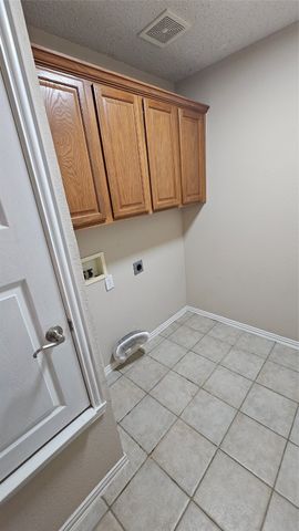 4405 Fox Meadows Lane, Mansfield, TX 76063