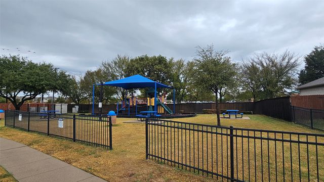 4405 Fox Meadows Lane, Mansfield, TX 76063