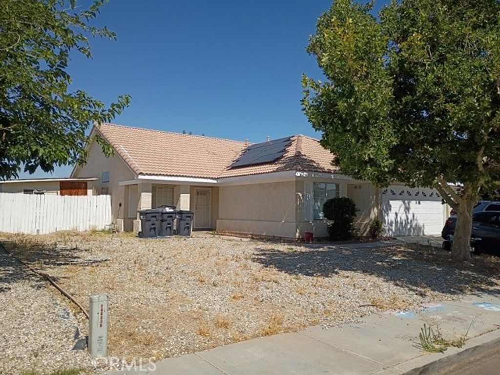 43525 Palos, Lancaster, CA 93535