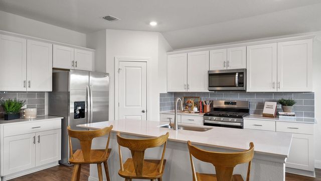 146 Union Pacific DR, Cedar Creek, TX 78612