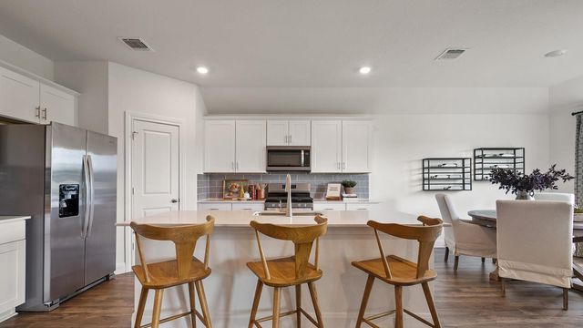 146 Union Pacific DR, Cedar Creek, TX 78612