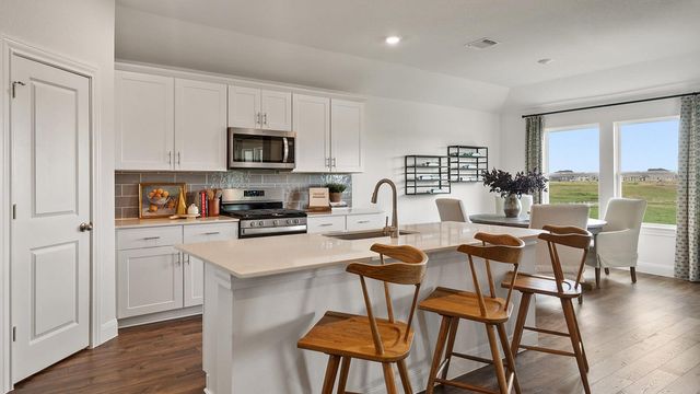 146 Union Pacific DR, Cedar Creek, TX 78612