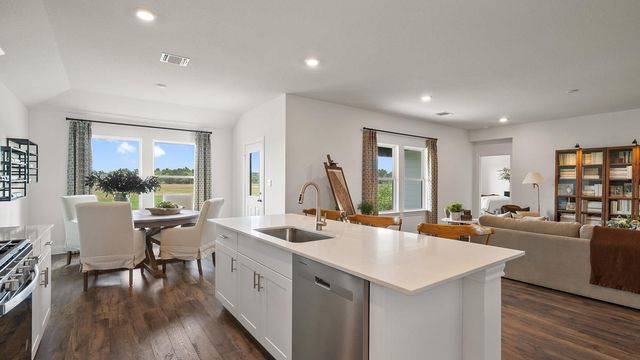 146 Union Pacific DR, Cedar Creek, TX 78612