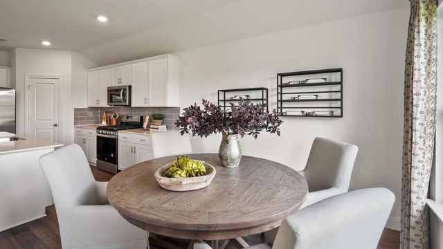 146 Union Pacific DR, Cedar Creek, TX 78612