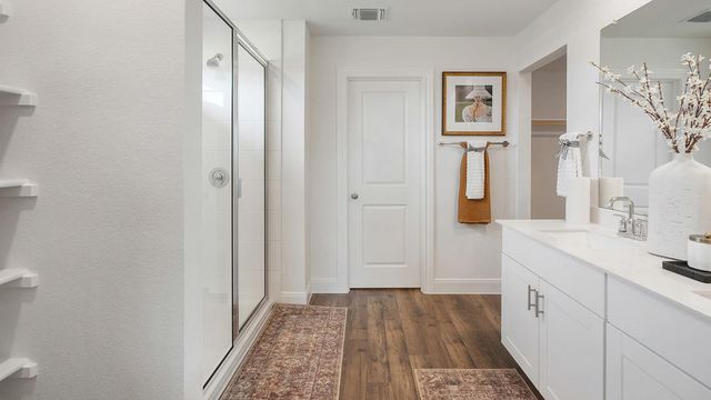 146 Union Pacific DR, Cedar Creek, TX 78612