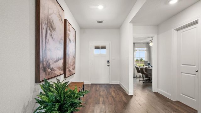 146 Union Pacific DR, Cedar Creek, TX 78612