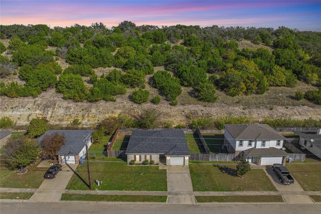 2108 Cline DR, Copperas Cove, TX 76522