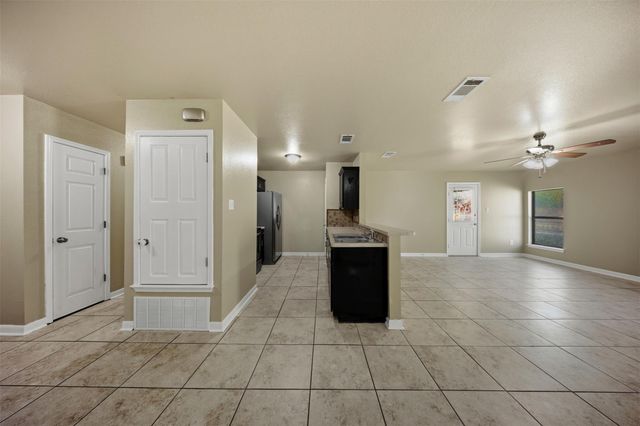 2108 Cline DR, Copperas Cove, TX 76522