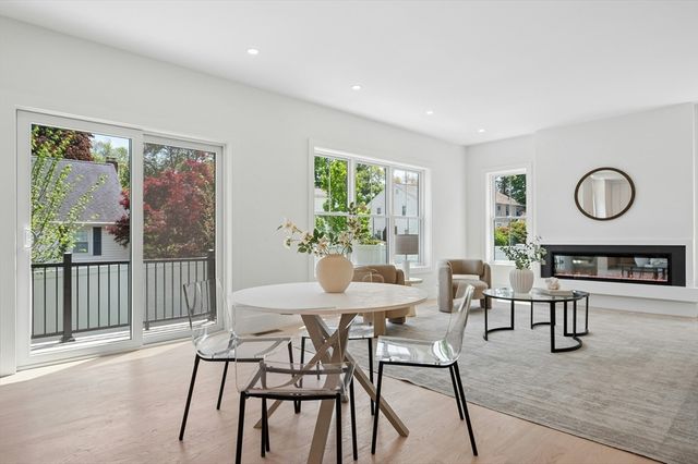 15 Calvin St, Lexington, MA 02420