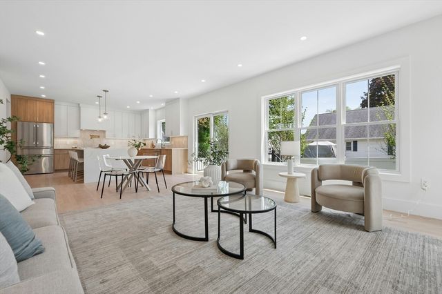 15 Calvin St, Lexington, MA 02420
