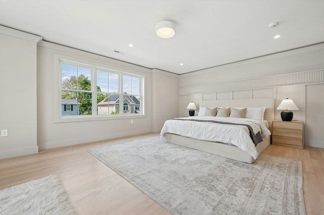 15 Calvin St, Lexington, MA 02420