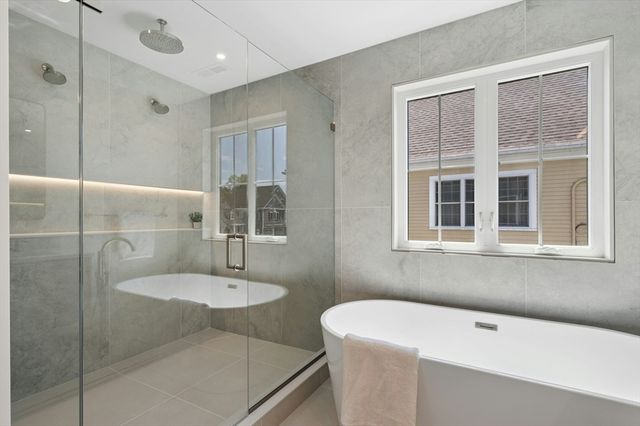 15 Calvin St, Lexington, MA 02420