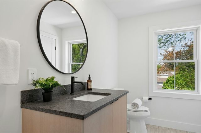15 Calvin St, Lexington, MA 02420