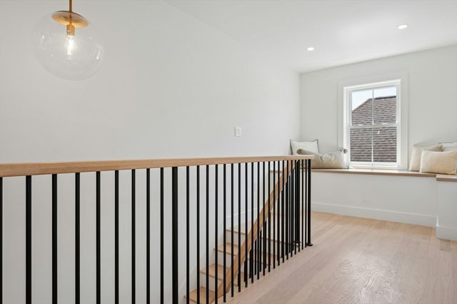15 Calvin St, Lexington, MA 02420